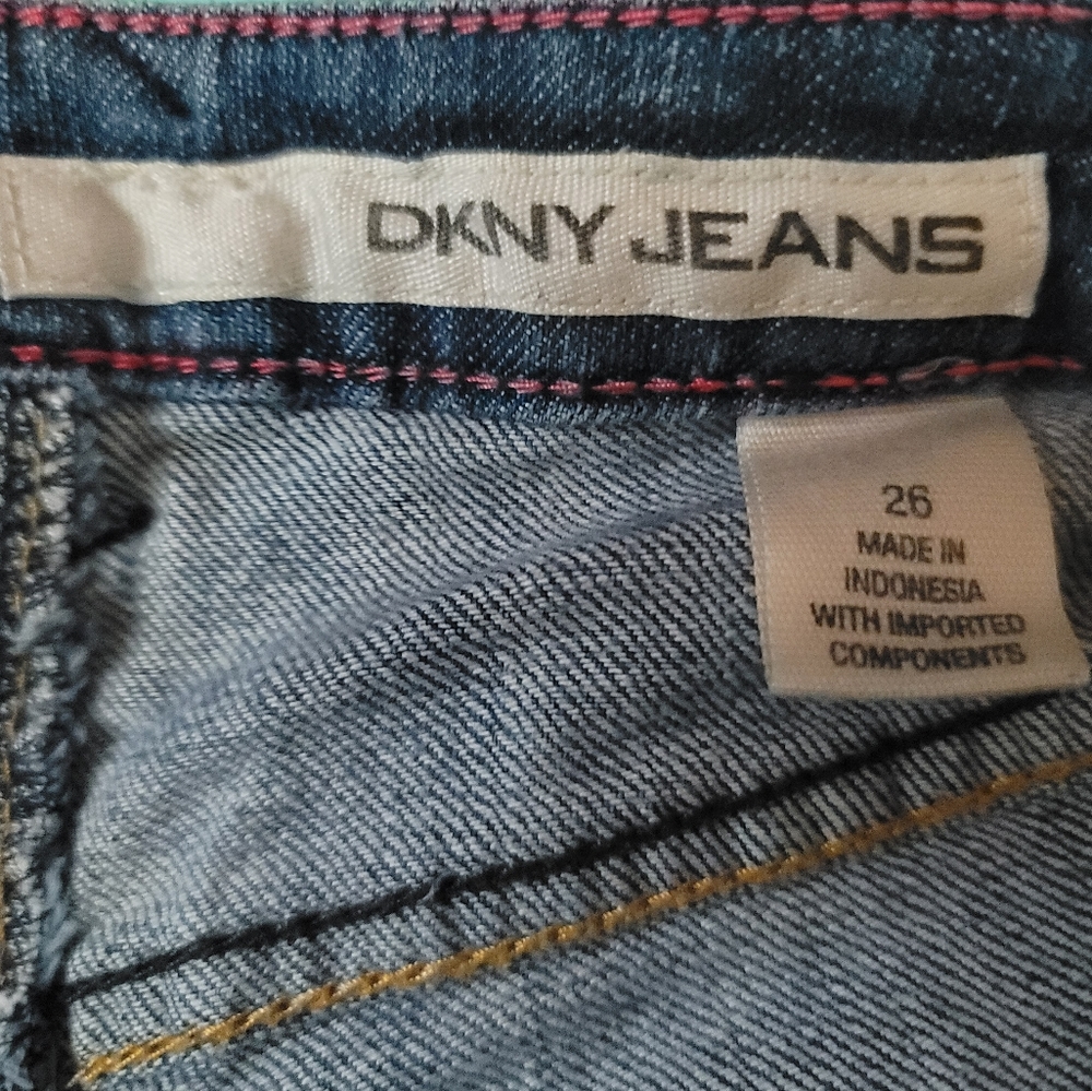 Jeans - Picture 7 of 9